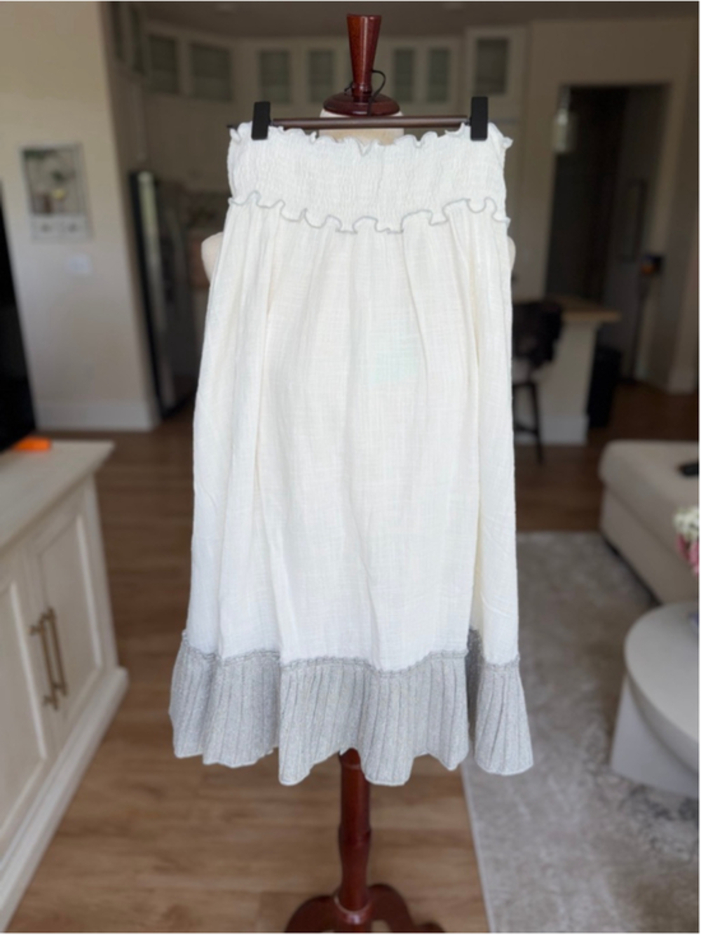 Women's CHIO DI STEFANIA D White Silver Midi Skirt S NWT